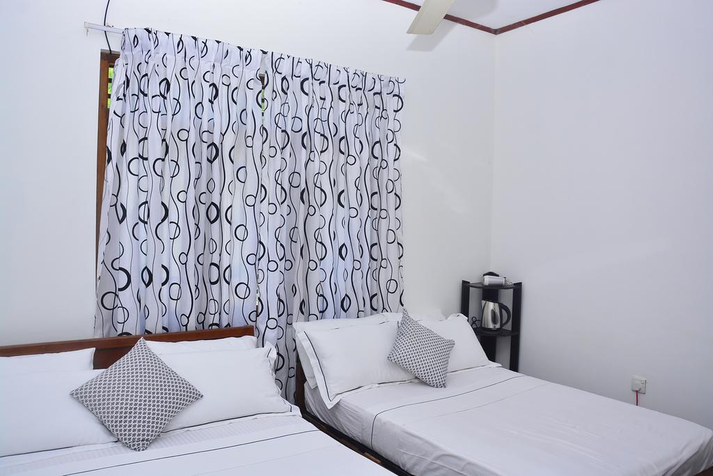 Livinginn Polonnaruwa Eksteriør billede